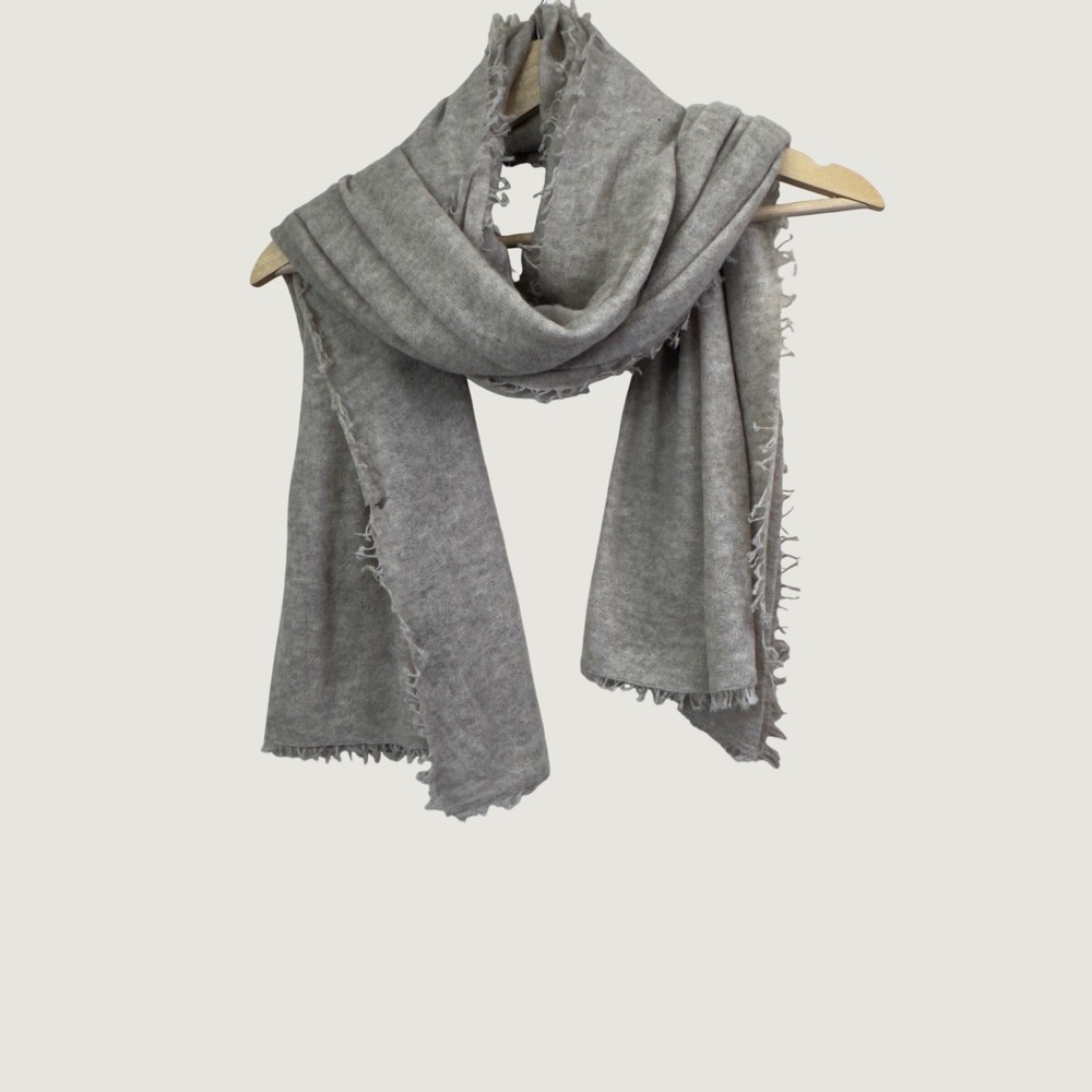 J.Crew Women 100% Cashmere Lightweight Eyelash Fringe Scarf Oatmeal Beige